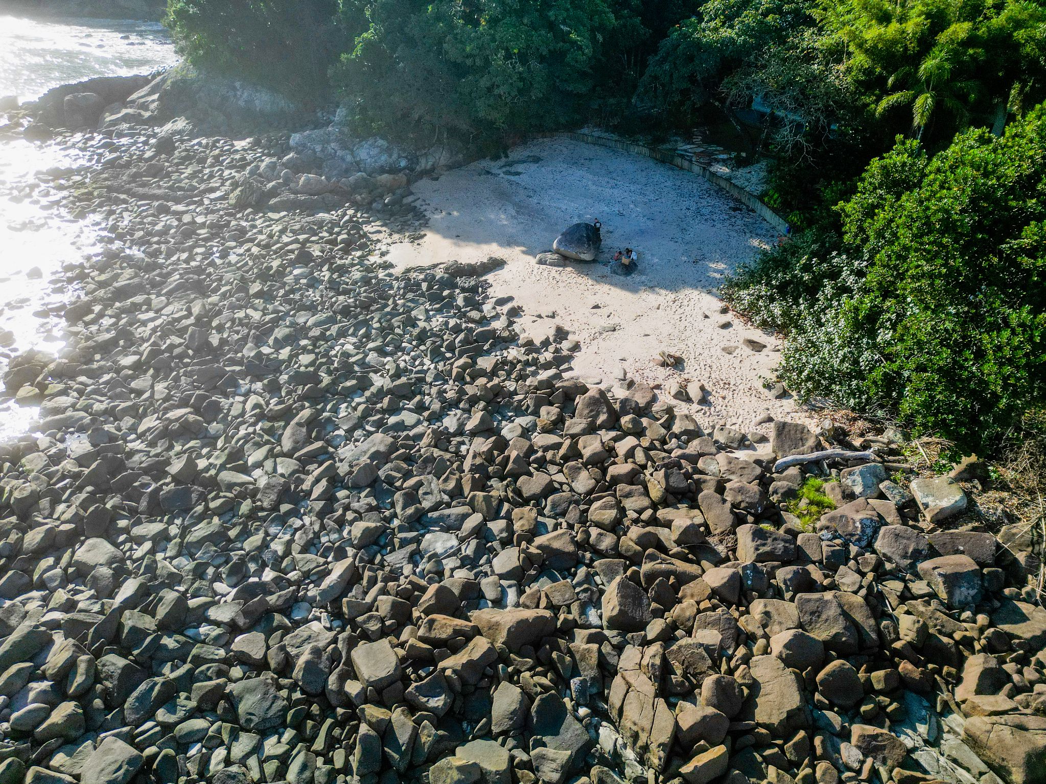 Praia das Conchas – A Secluded Shell-Lined Sanctuary