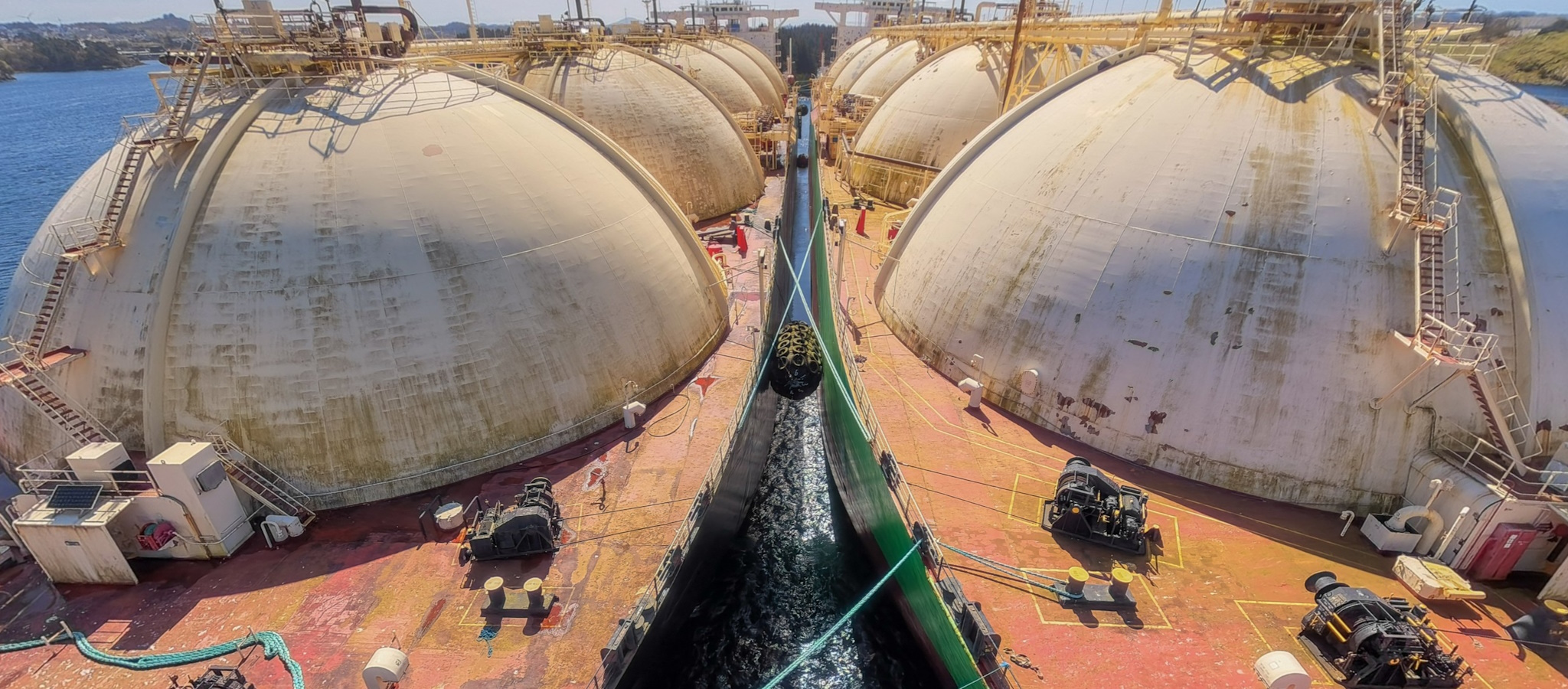 Lng tankers 13